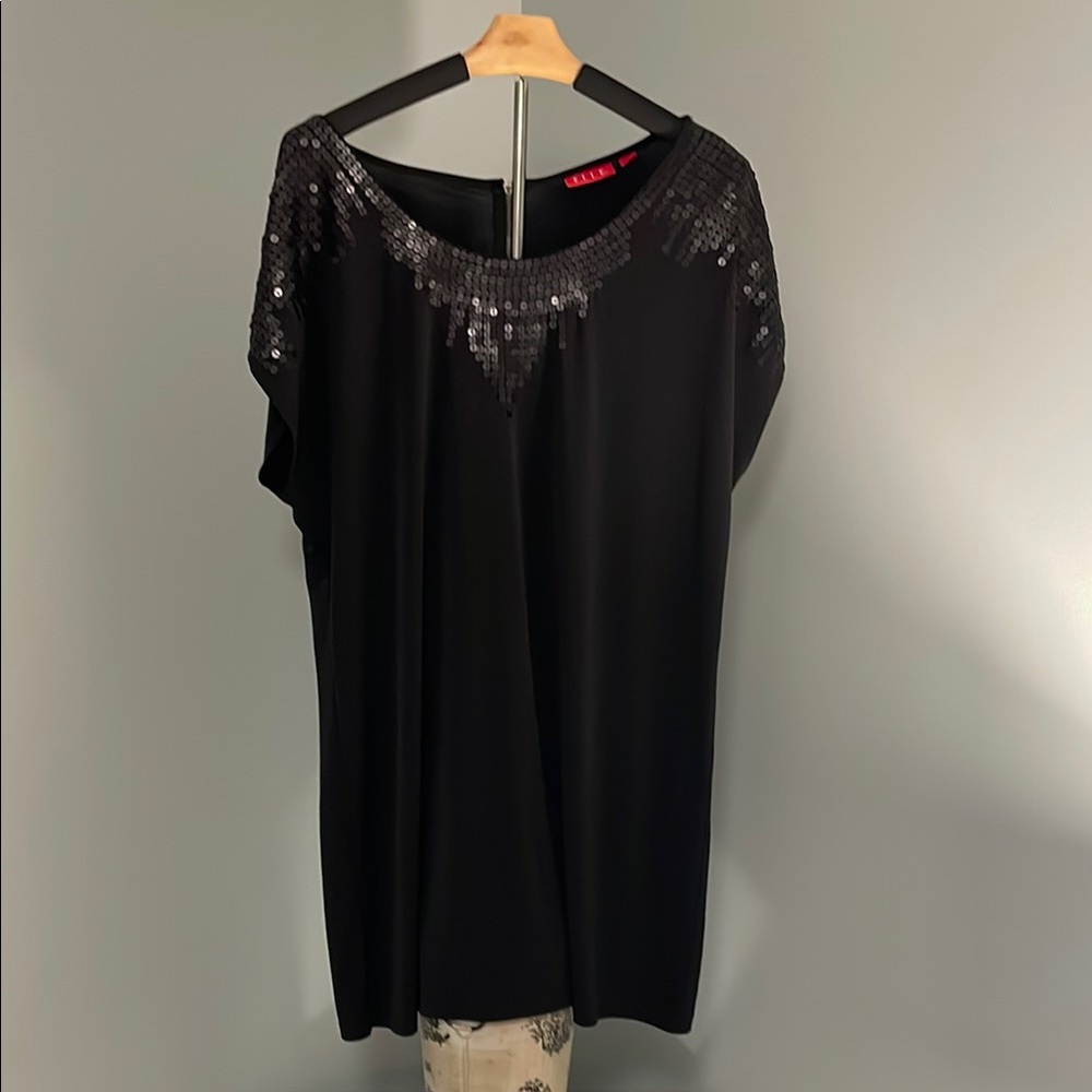 Elle Black Sequin Blouse nwot extra large short sleeves
